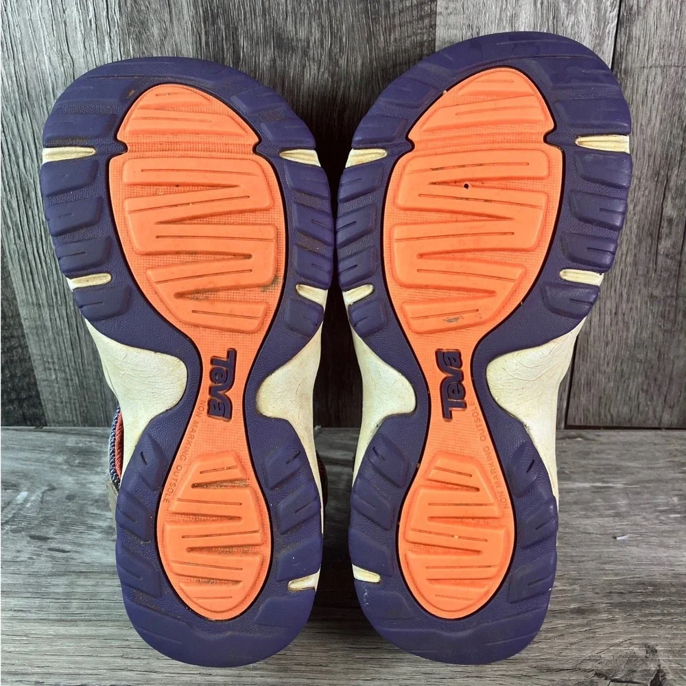 Teva little kids